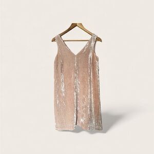 Loft blush pink crushed mini velvet slip dress Size 4 Petite.